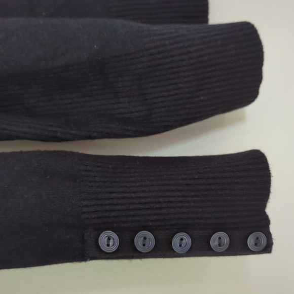 Lane Bryant V Neckline Ribbed Accent Sweater 16 Black - Picture 6 of 12